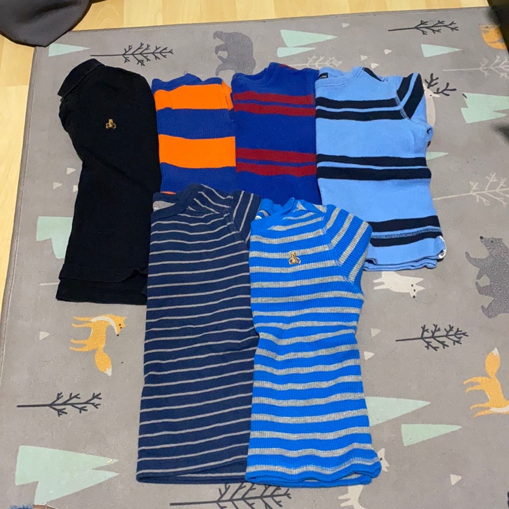 2/$15. 5 Baby Gap, 1 Old Navy long sleeve shirts